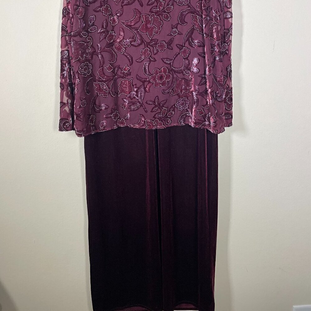 Miss Dorby Women's LS Maroon Floral Velvet Maxi Dress Shoulder Pads Vintage. - Picture 4 of 5